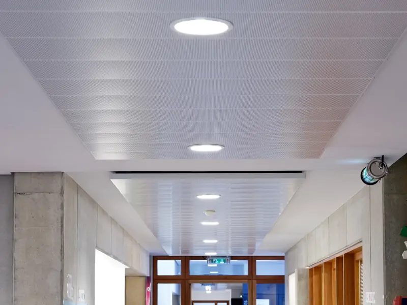 plafond metallique