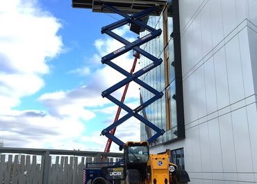 8h00, ce matin. Notre équipe Aston est sur site et le chantier avance.